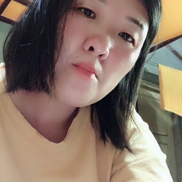 李友年的照片