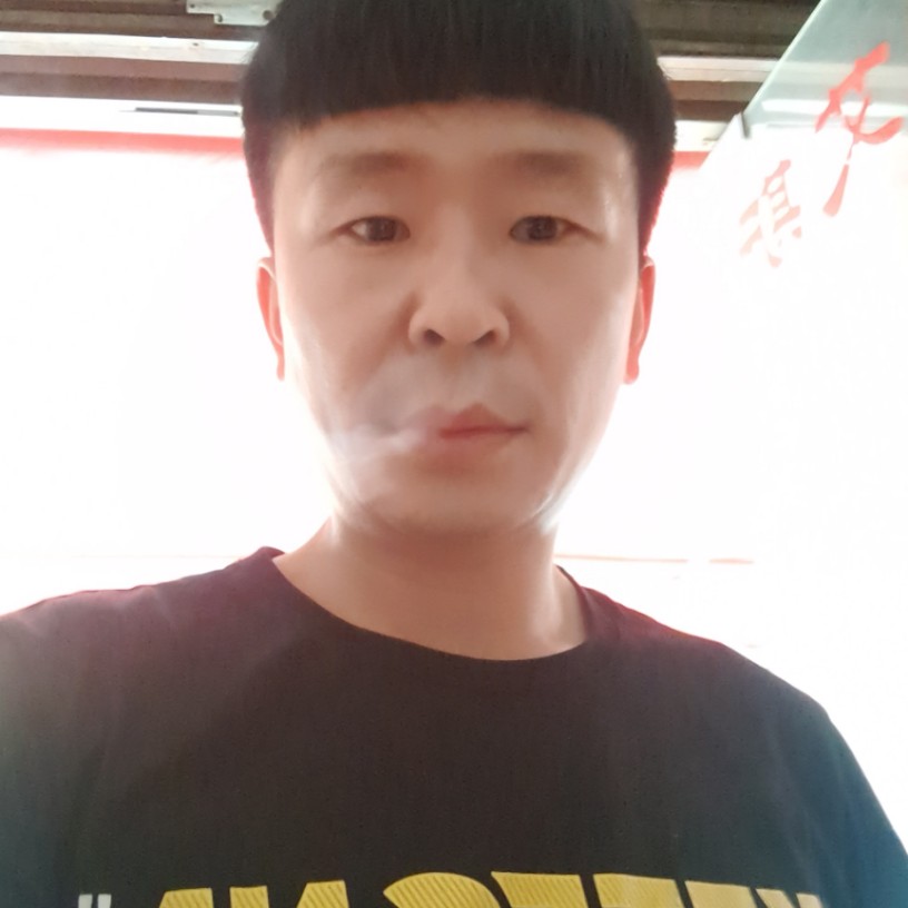 常志强的照片