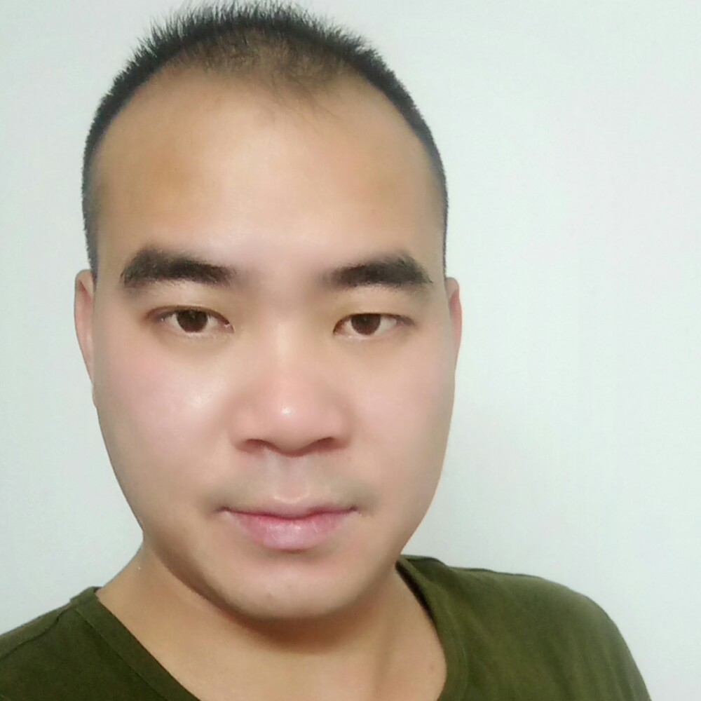 高山热情的照片