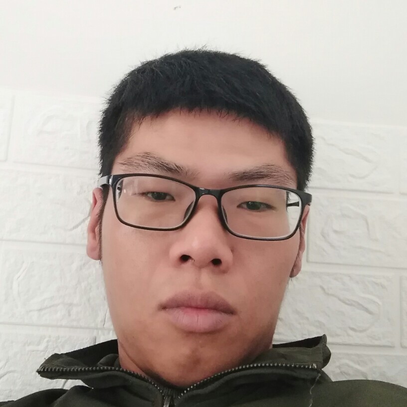 小蝴蝶细心的照片