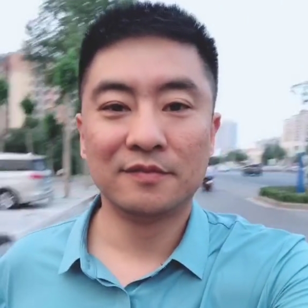 高智清的照片