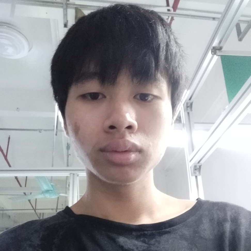负责等待云朵的照片