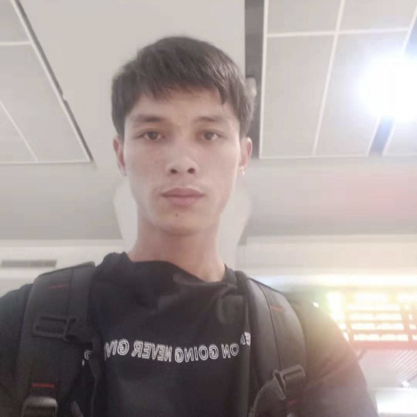 内向爱恋化羽的照片