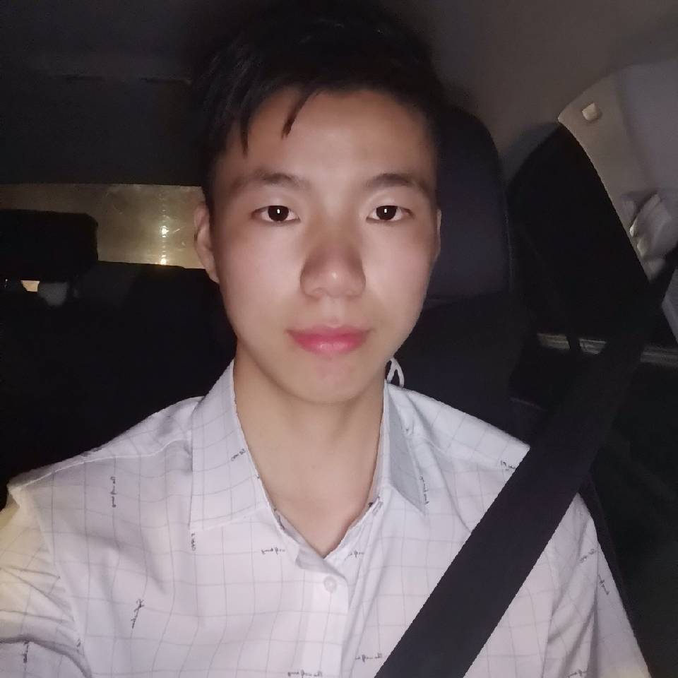 单薄笑豆芽的照片