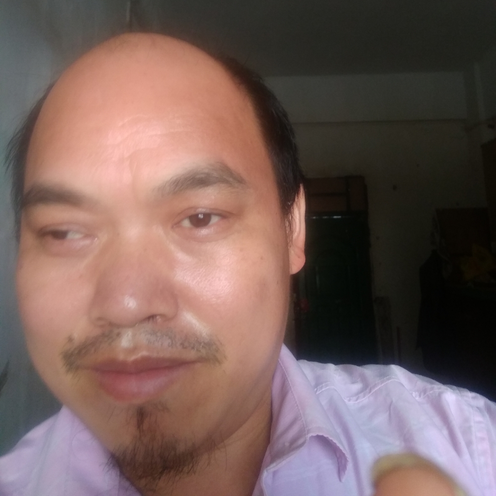 离异心痛盼良缘的照片