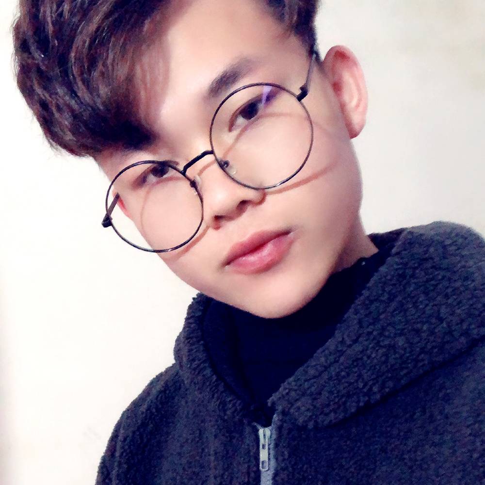 煮不熟的芹菜的照片