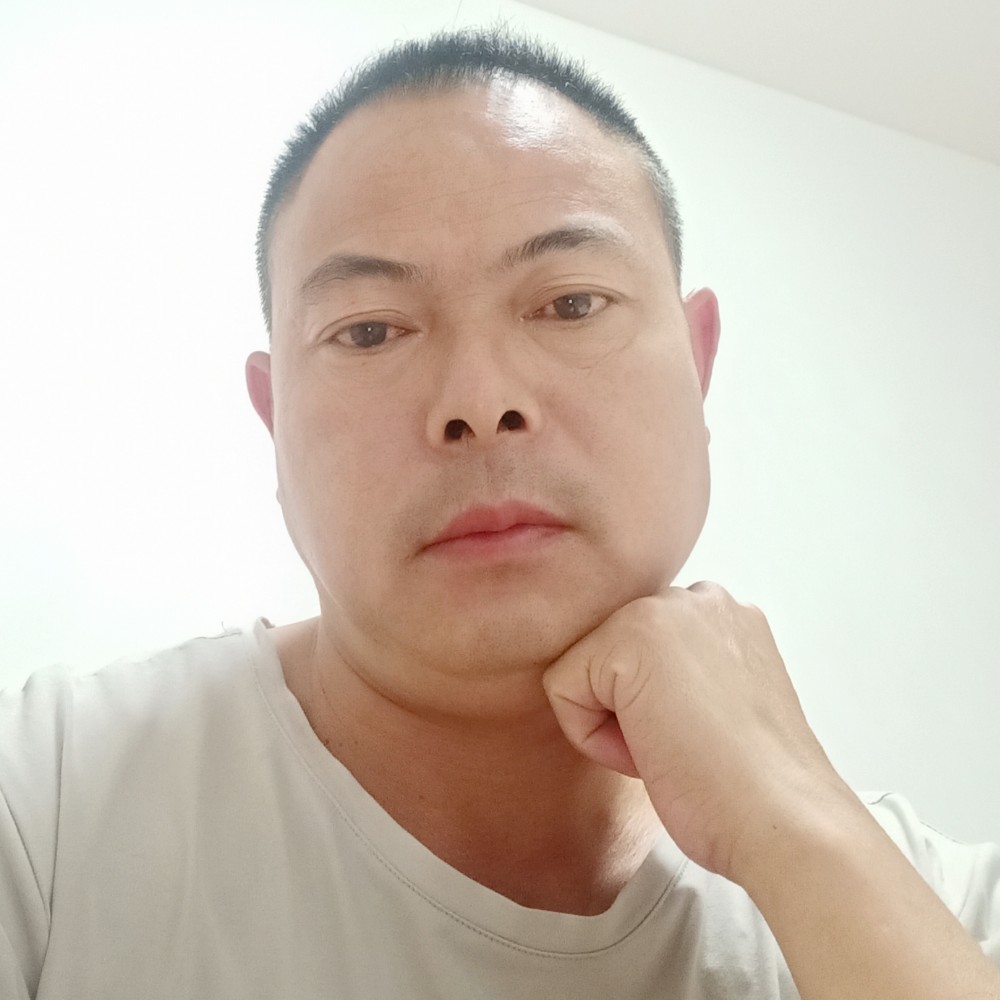 背后挽手心劫的照片