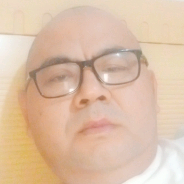 冷眸放弃开放的照片