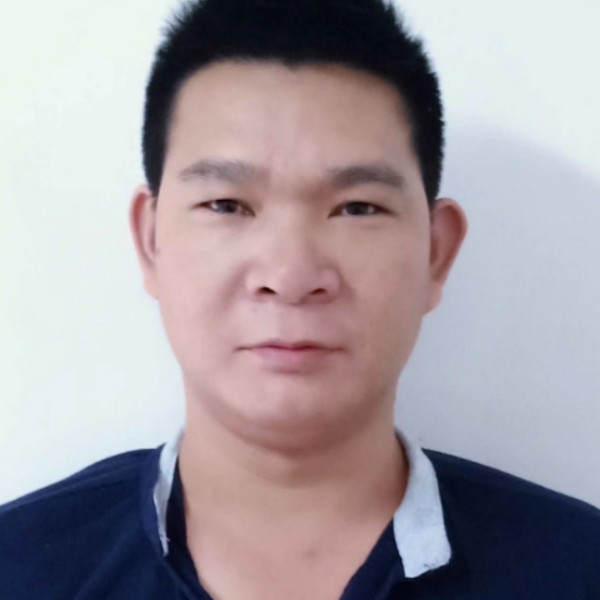 月亮与现实的照片