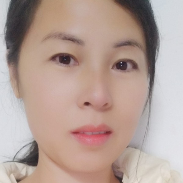 爱听歌。的照片