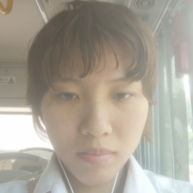 朴实扯初妆的照片