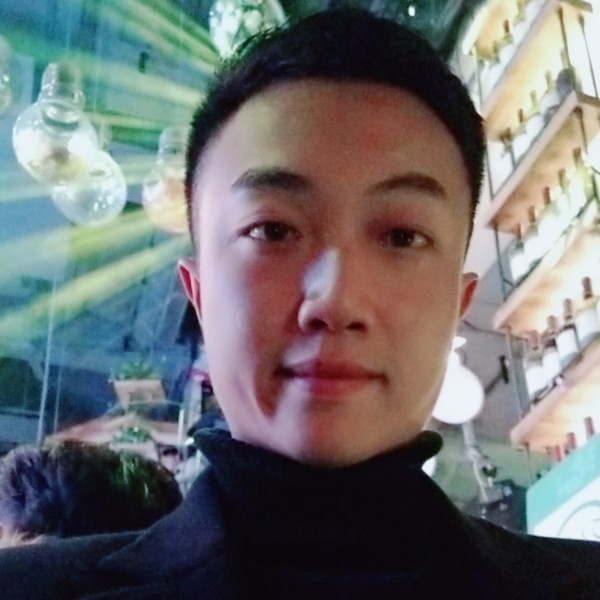 无爱泽欢的照片