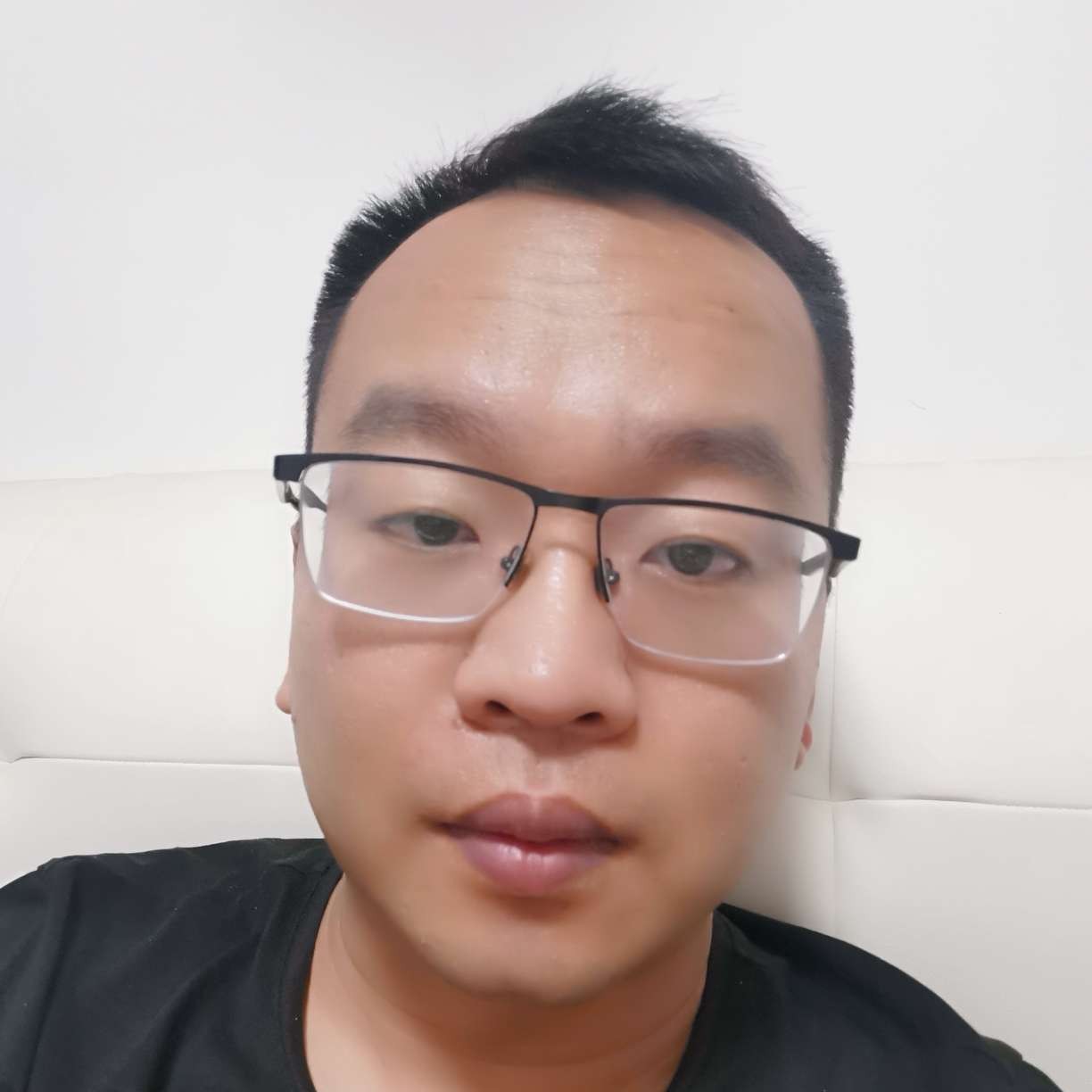 幸福拿咖啡豆的照片