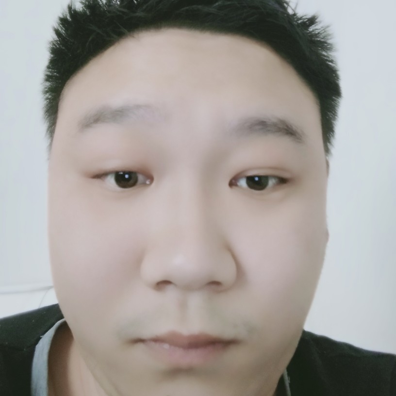 只愿与你共携手的照片