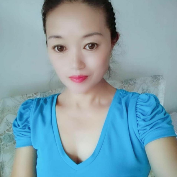 高贵砖头的照片
