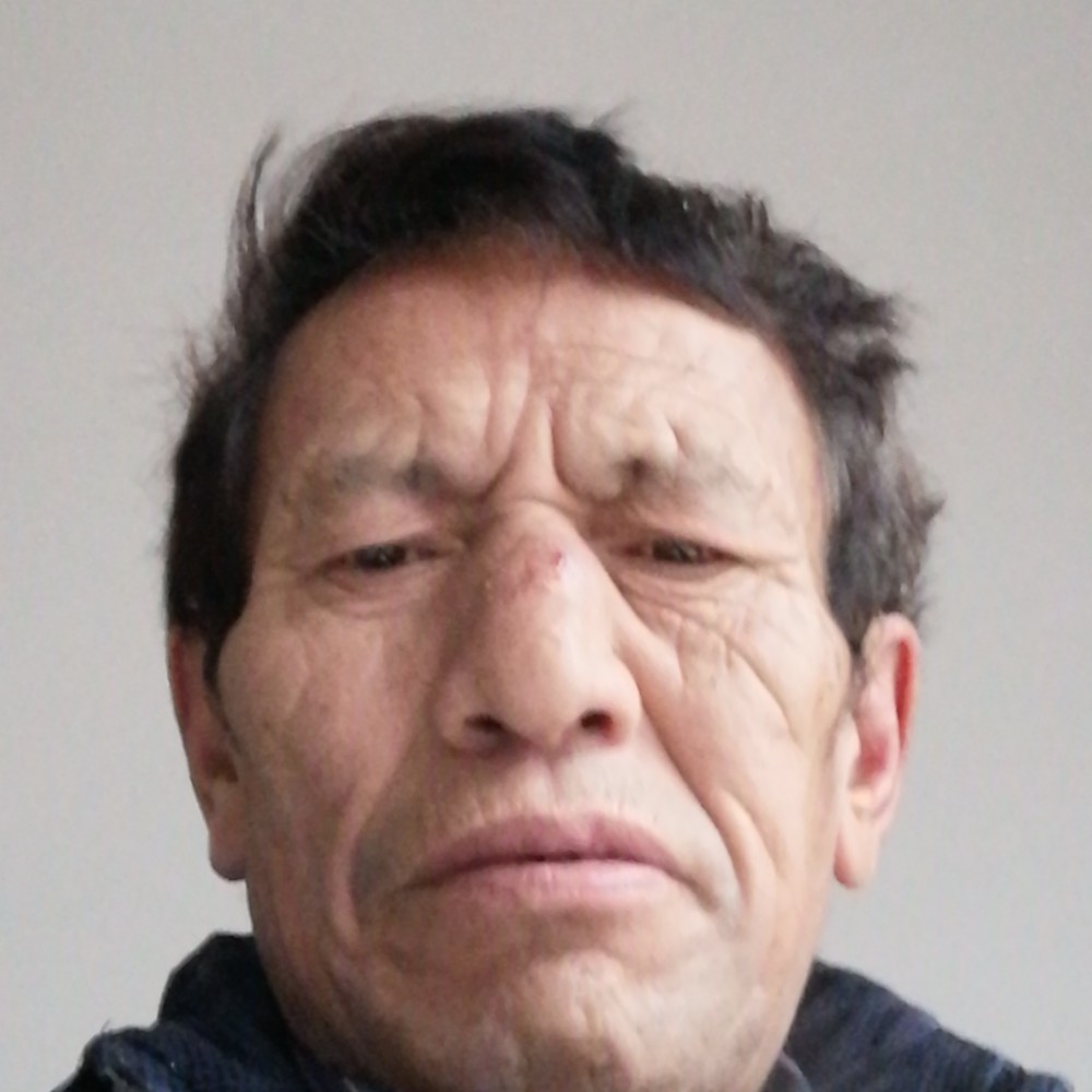 酷炫蹙眉轩辕的照片
