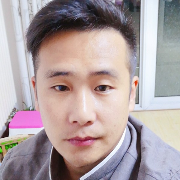 漠然放弃小松鼠的照片