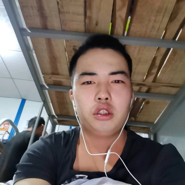 韶华细腻的照片