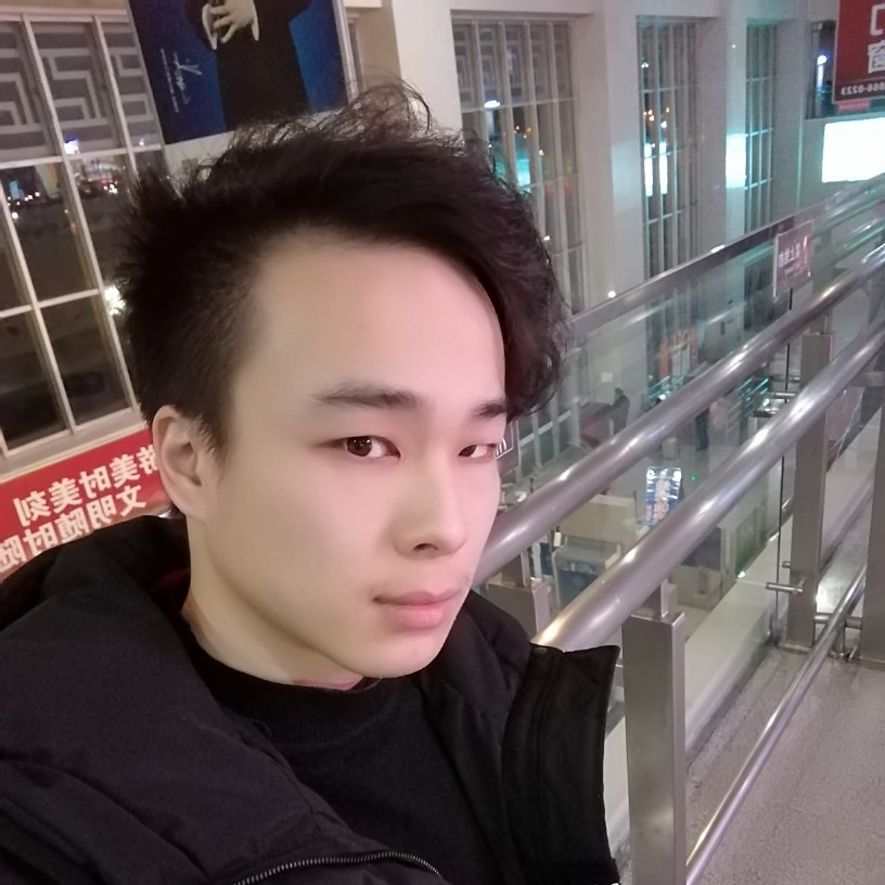 哪梓魅的照片
