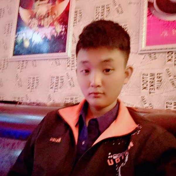 冷眸回眸酷酷的照片