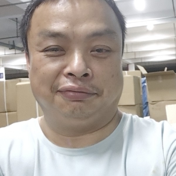 风萧愿朴实的照片