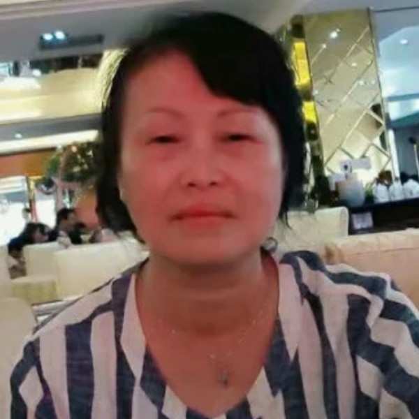 张维君的照片