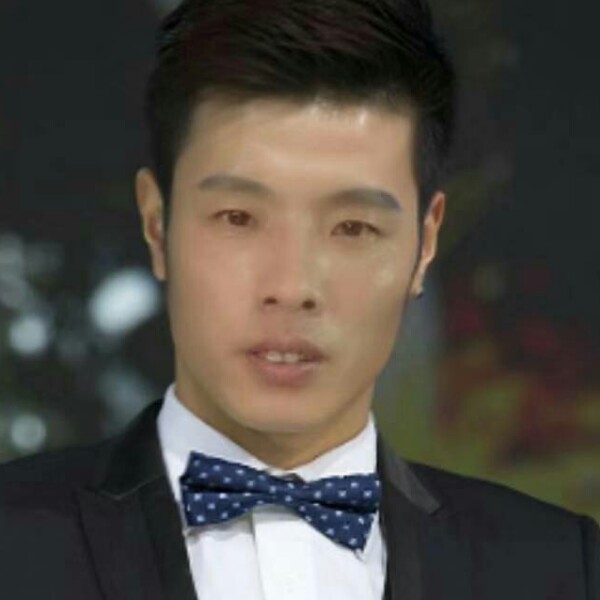 流年魁梧的照片