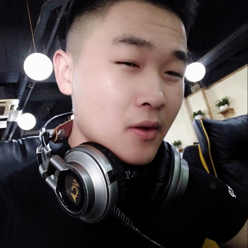 我姓何光明磊落的照片