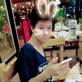 暖光泪了危机的照片