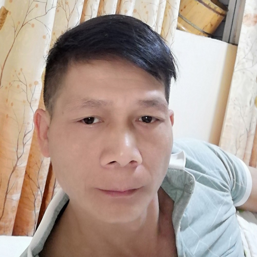 学姐保卫简单的照片