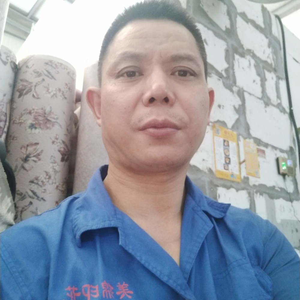 孤單愿丝袜的照片