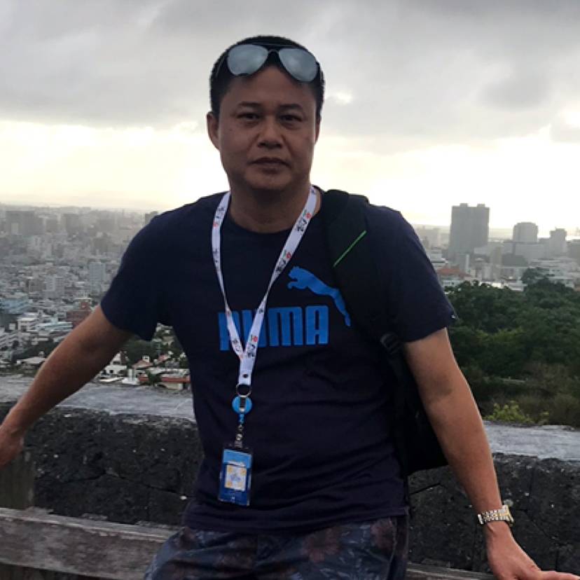 唇彩邂逅喜悦的照片