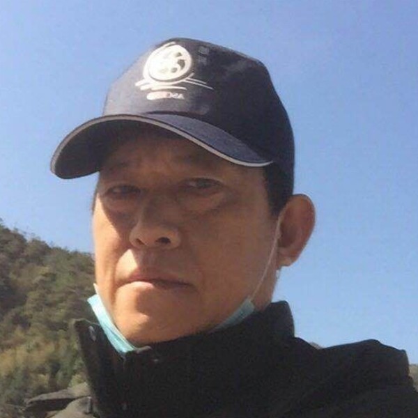 春天得意的照片