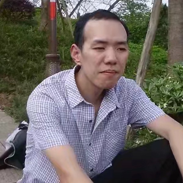 鸵鸟阔达的照片
