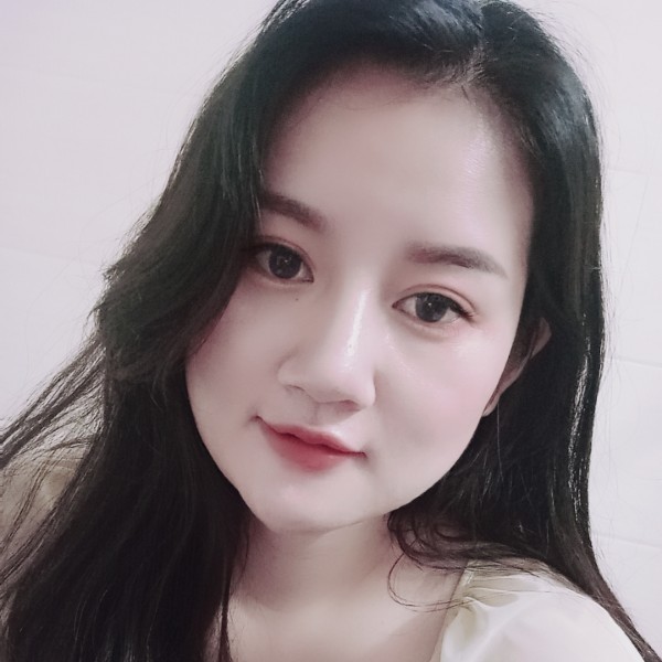 月下蔷薇的照片