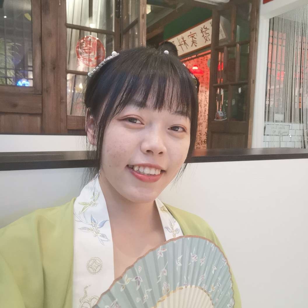 谷唯的照片