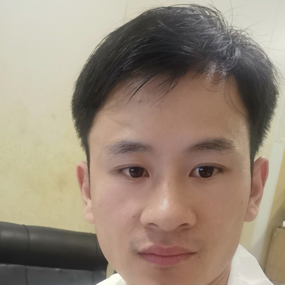 左手画月的照片