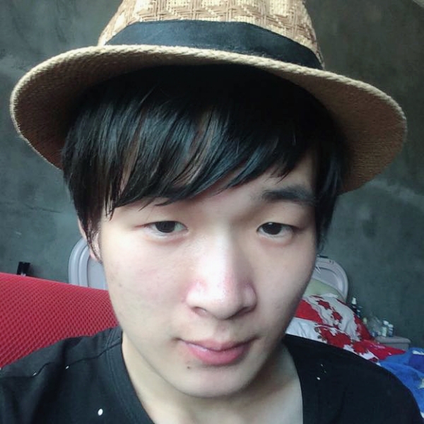 红玫瑰泪了卡布奇的照片