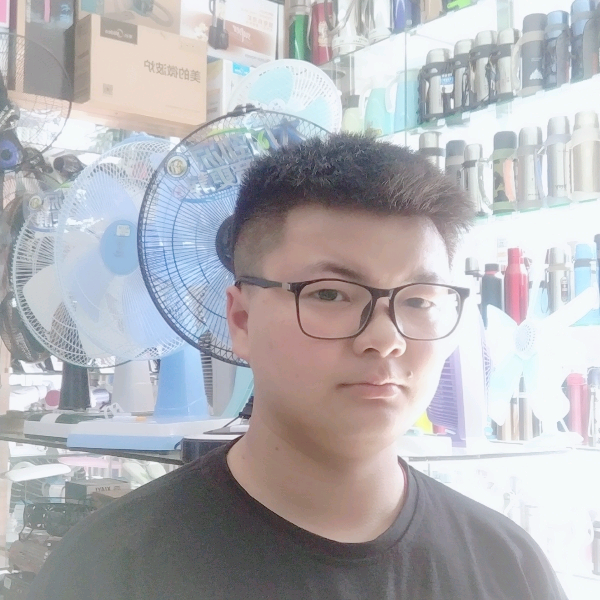我是赵吉祥的照片