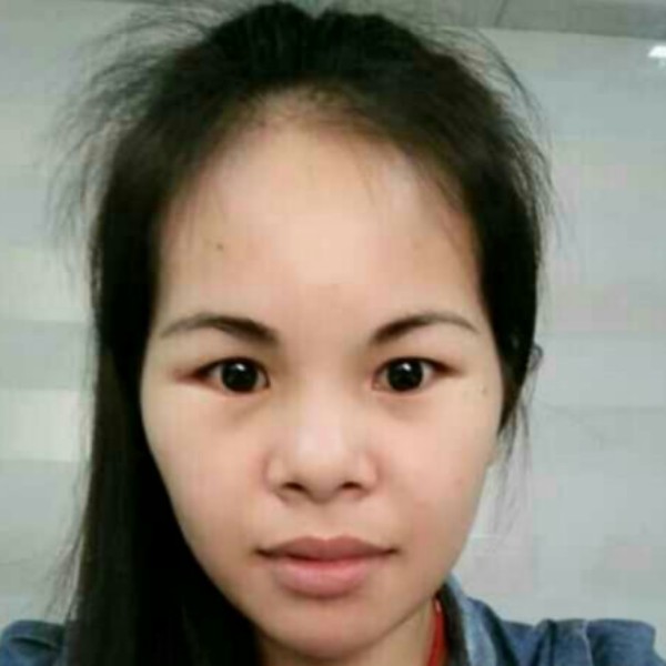 白衣胜雪的照片