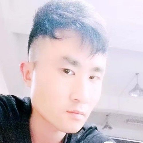 龍潇的照片