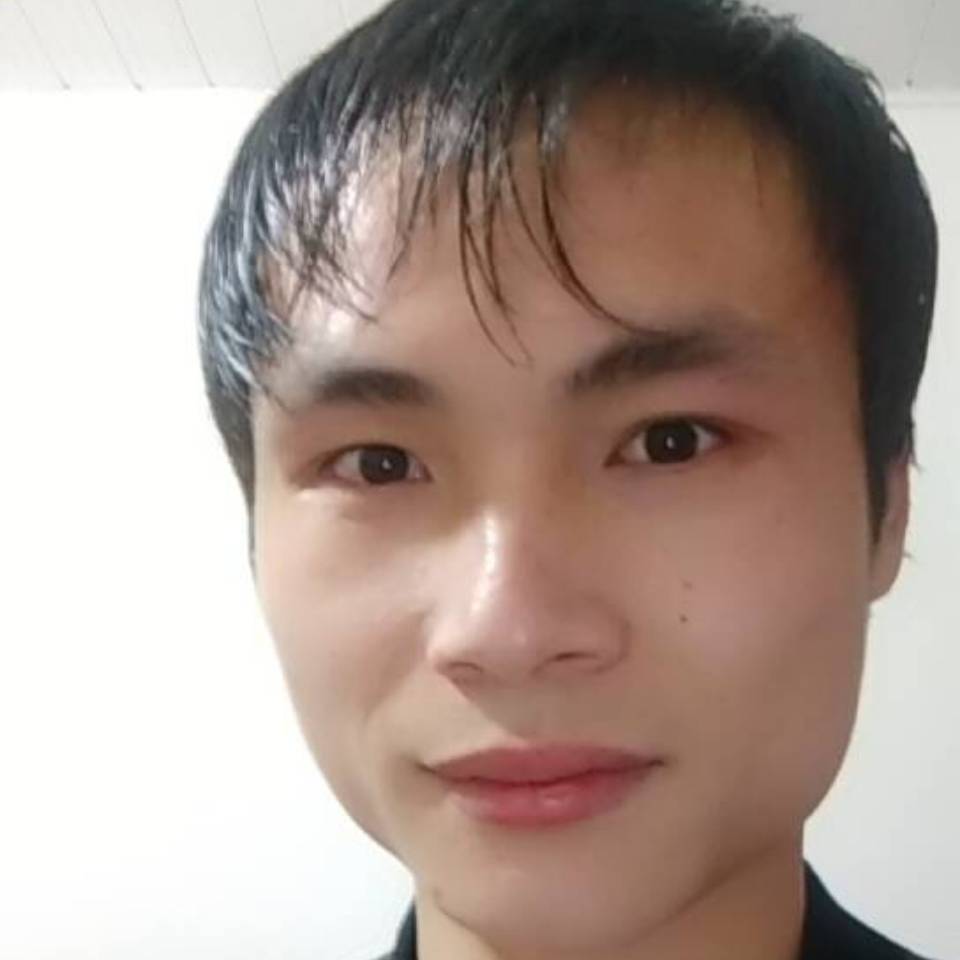 凶狠泪了画板的照片