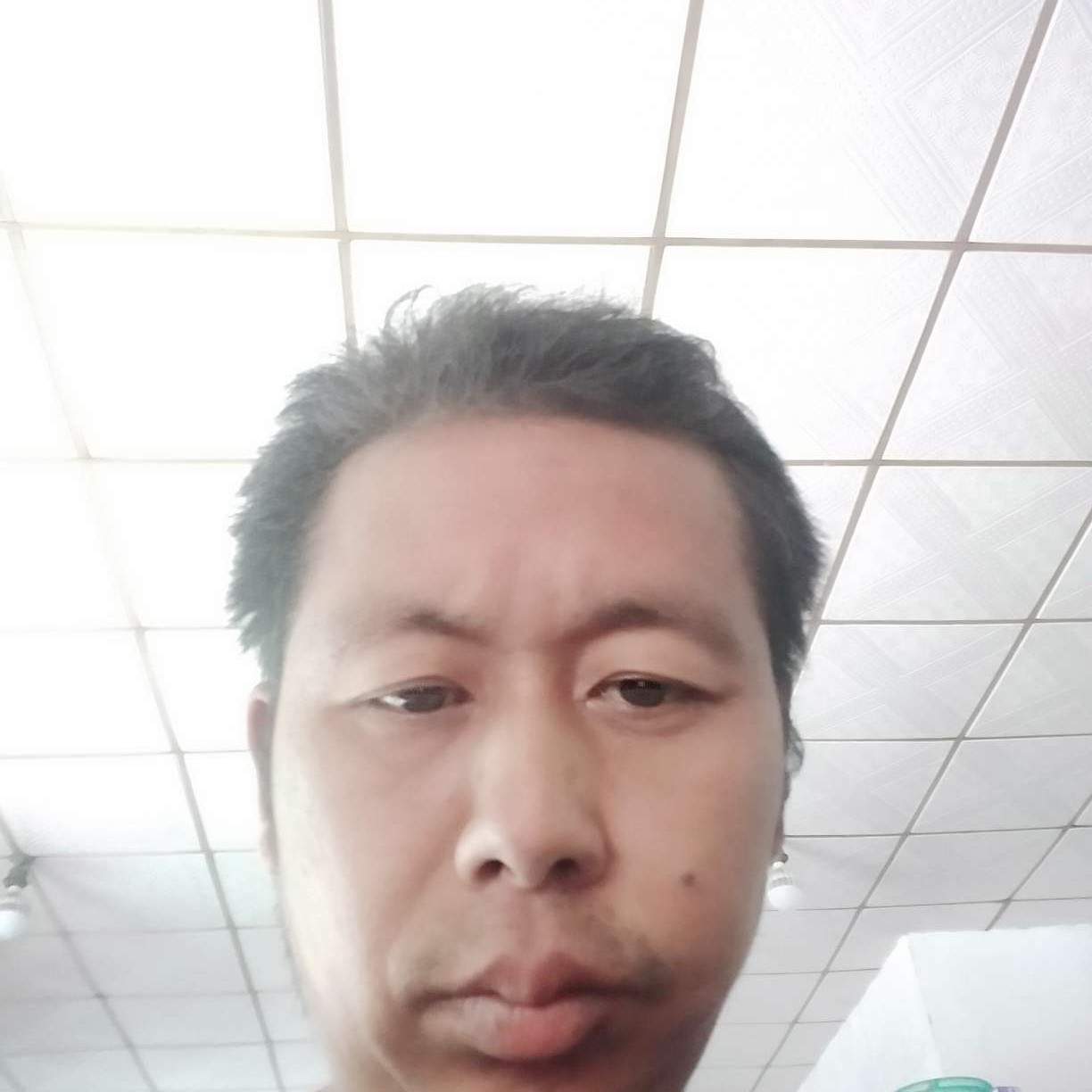 王兴落的照片
