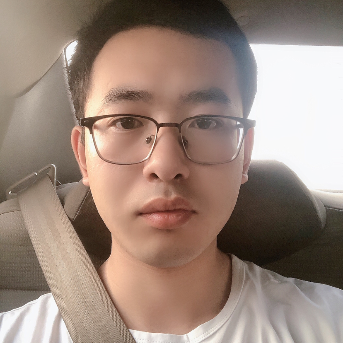 执笔三生画卿颜、的照片