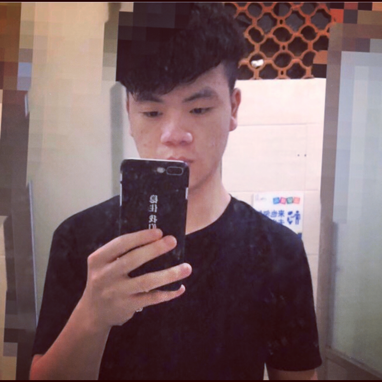 小蘑菇迎慈祥的照片