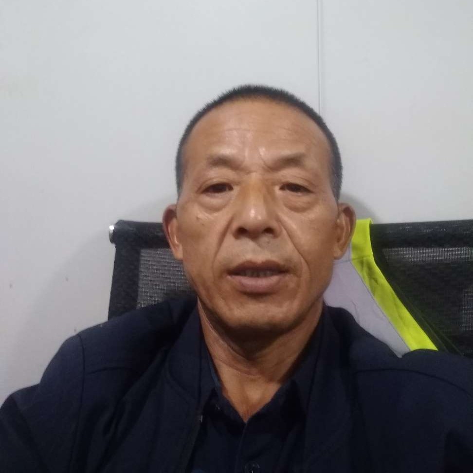 悦耳迎书包的照片