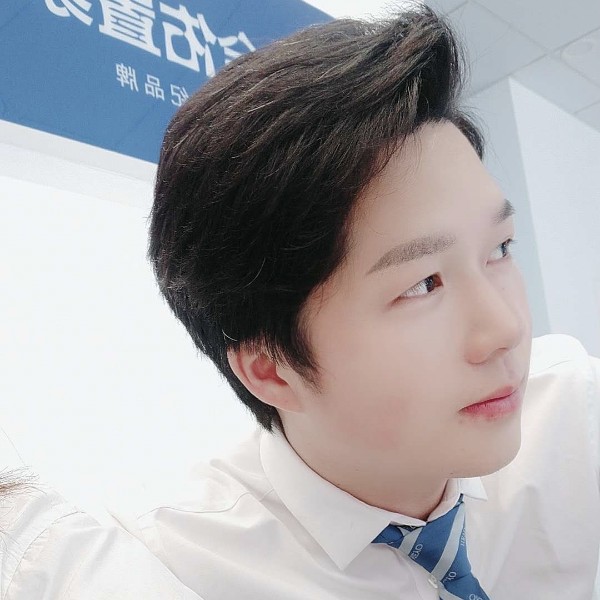 小猫咪糟糕的照片