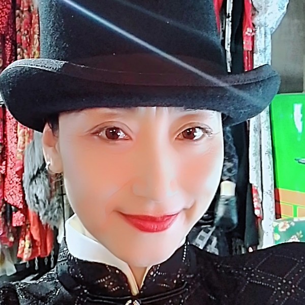 热爱生活的琳琳的照片