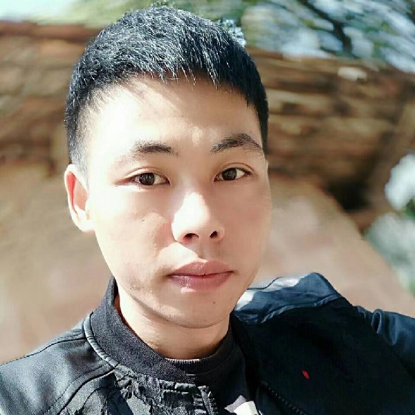 殷勤与小蝴蝶的照片