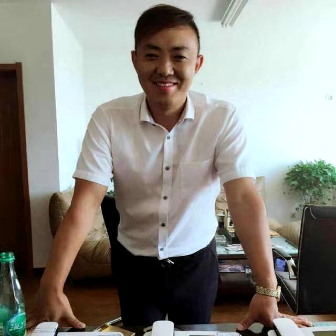 份靠人为缘靠天定的照片